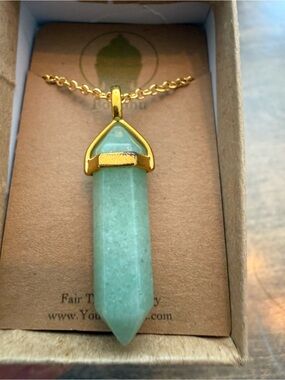 Green Aventurine Gemstone Crystal Pendant NWT